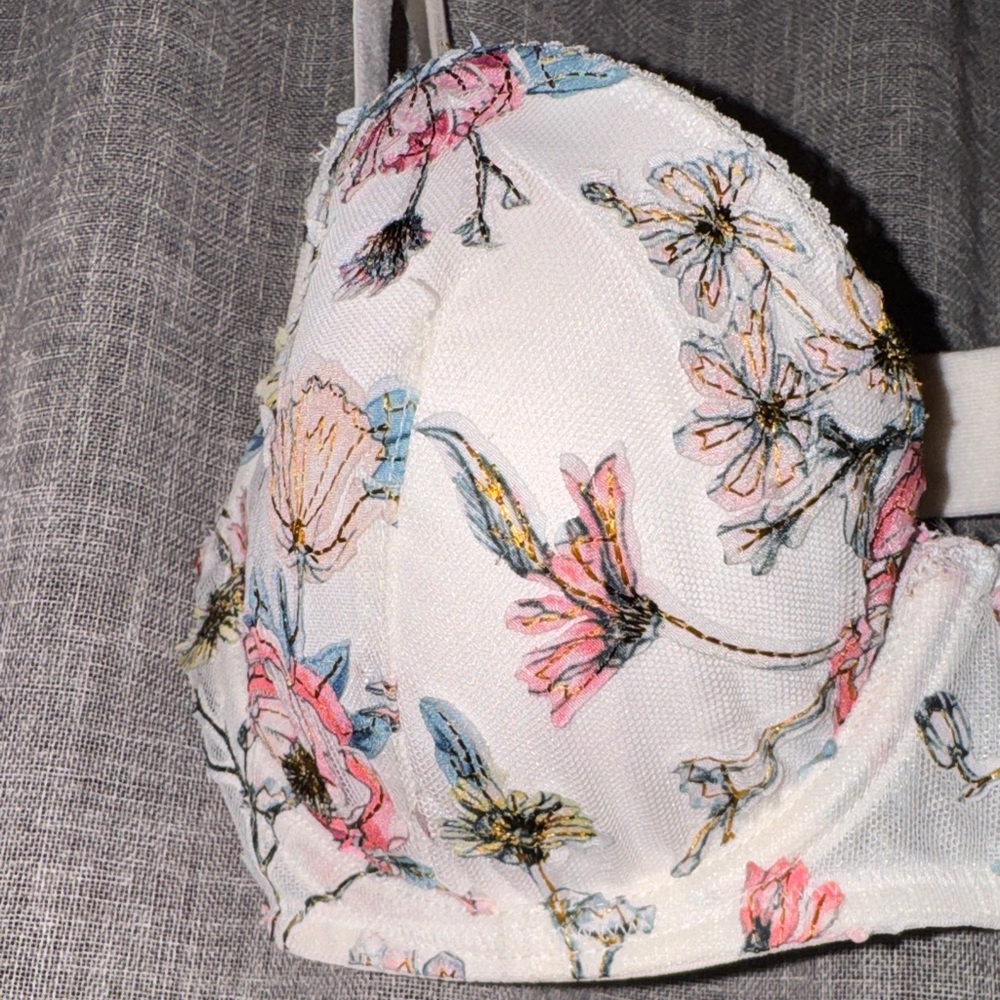 Victoria’s Secret Floral Print Dream Angels Bra with Adjustable Straps 34C - Picture 3 of 5
